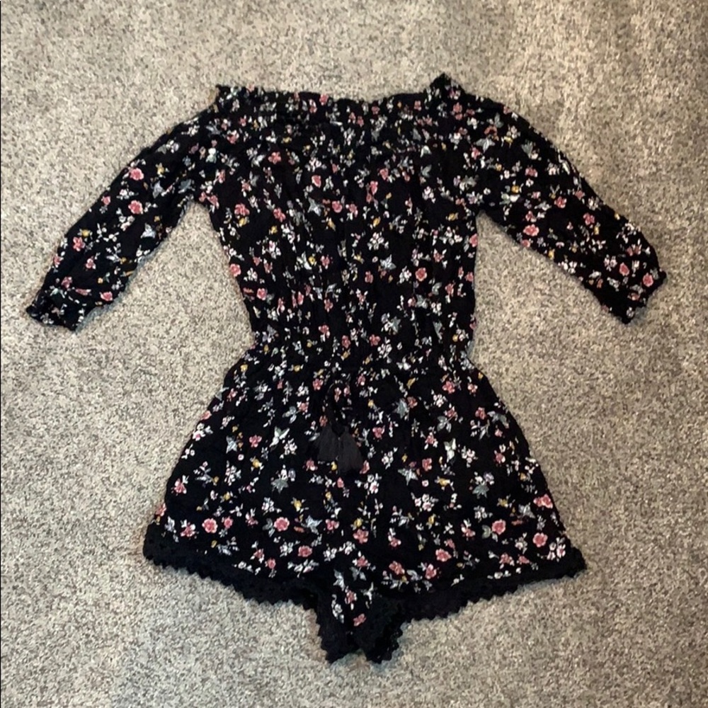 Ditsy floral off the shoulder mid sleeve romper